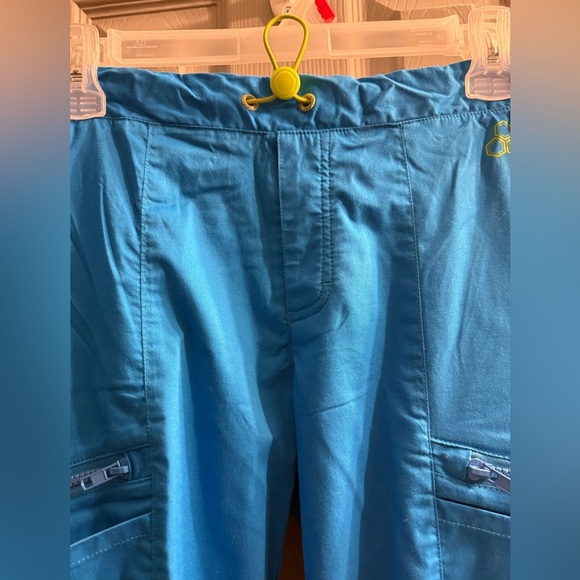 Antidote Scrub set Top & Pants in blue Women’s size Small EUC. - Picture 11 of 16